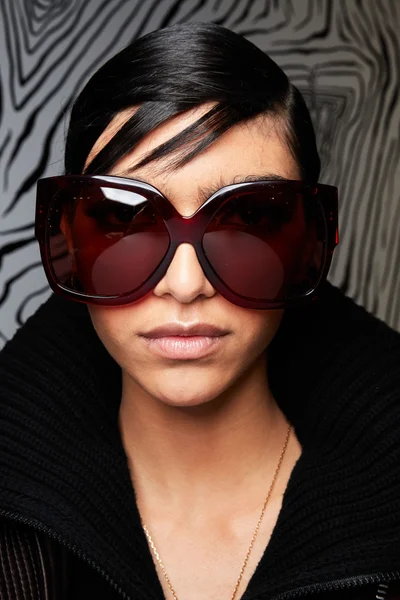 Look 3